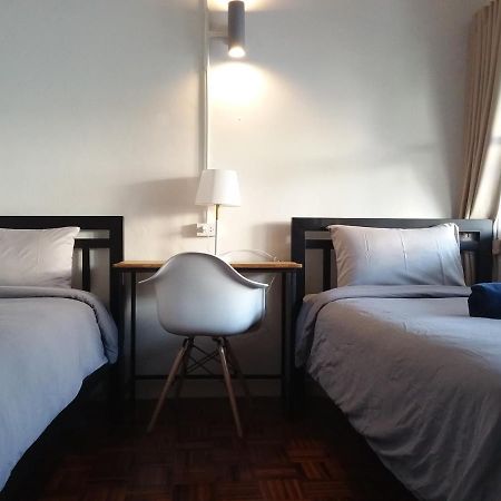 Pingplalee Female House Bed & Breakfast Bangkok Dış mekan fotoğraf