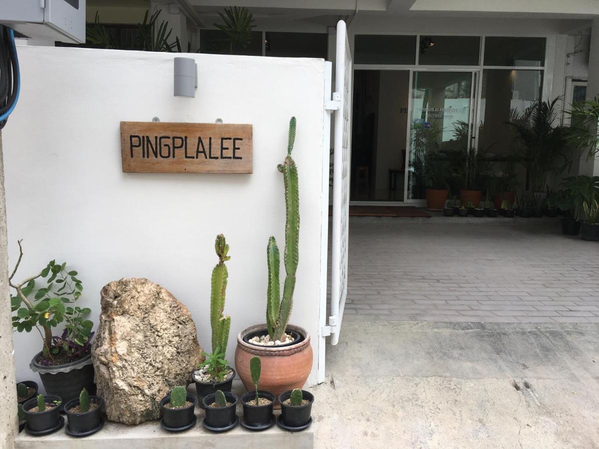 Pingplalee Female House Bed & Breakfast Bangkok Dış mekan fotoğraf