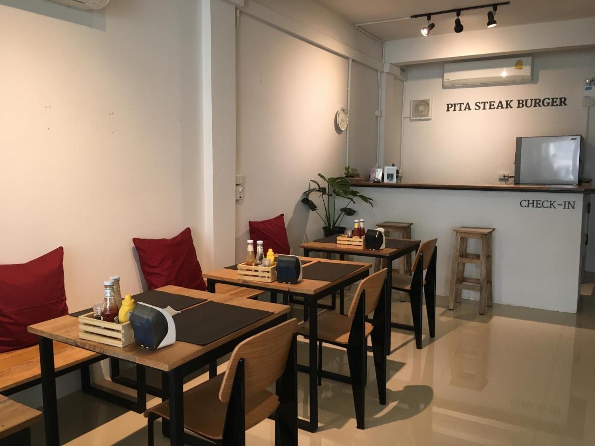 Pingplalee Female House Bed & Breakfast Bangkok Dış mekan fotoğraf