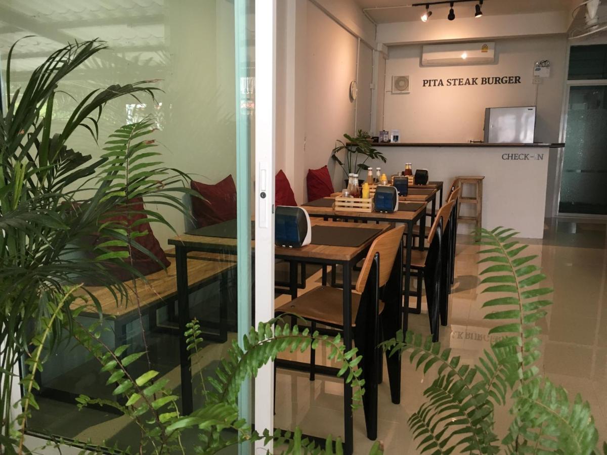 Pingplalee Female House Bed & Breakfast Bangkok Dış mekan fotoğraf