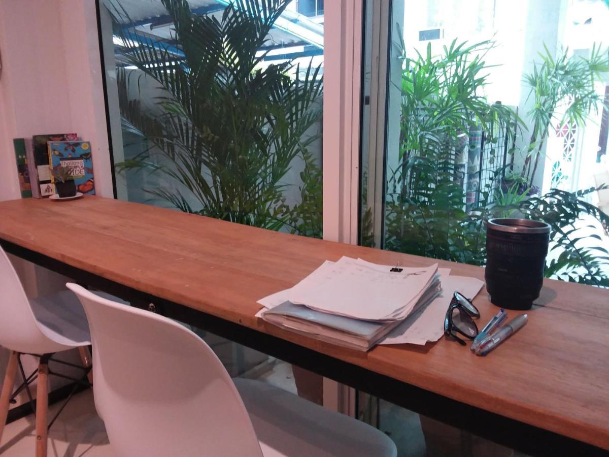 Pingplalee Female House Bed & Breakfast Bangkok Dış mekan fotoğraf