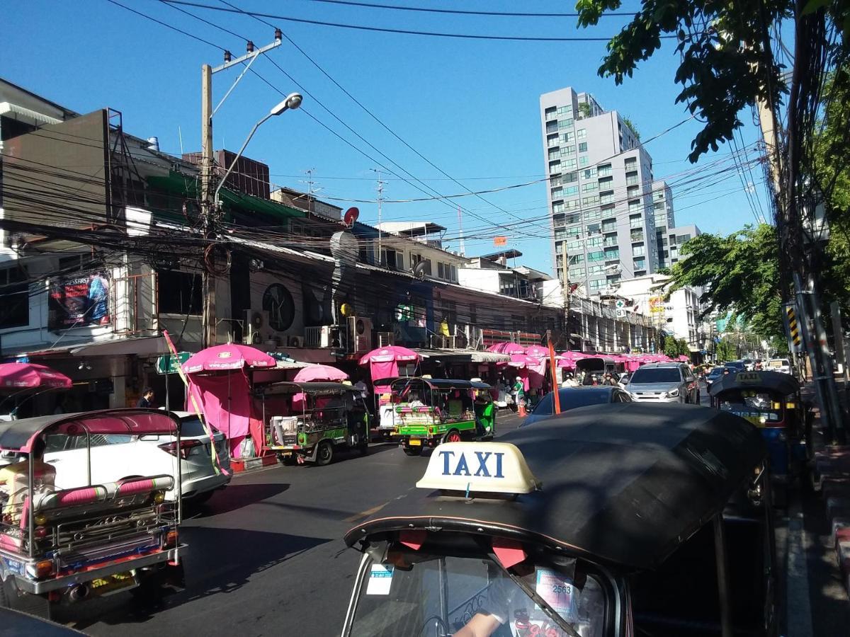 Pingplalee Female House Bed & Breakfast Bangkok Dış mekan fotoğraf