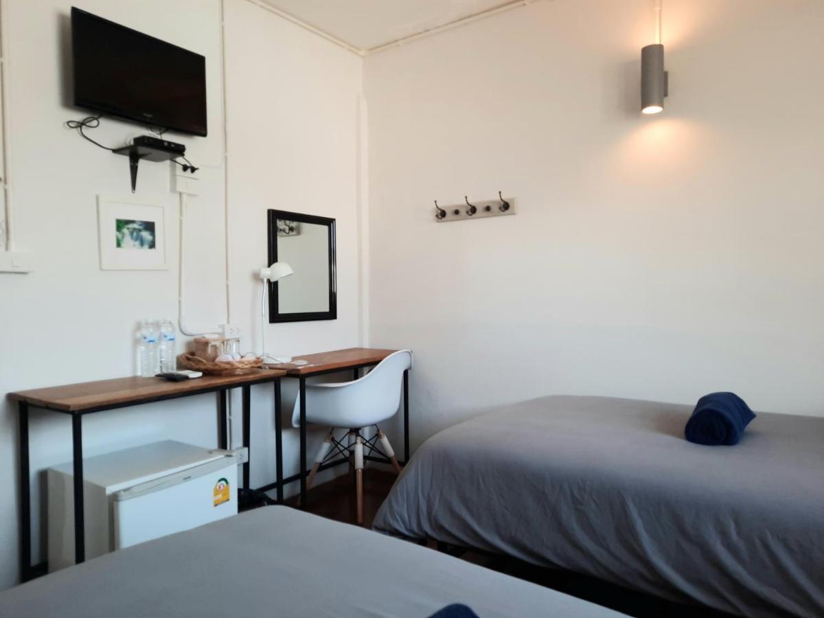 Pingplalee Female House Bed & Breakfast Bangkok Dış mekan fotoğraf