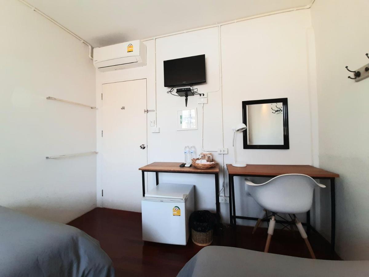 Pingplalee Female House Bed & Breakfast Bangkok Dış mekan fotoğraf