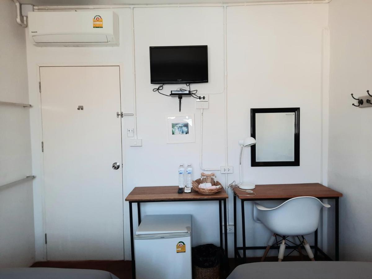 Pingplalee Female House Bed & Breakfast Bangkok Dış mekan fotoğraf
