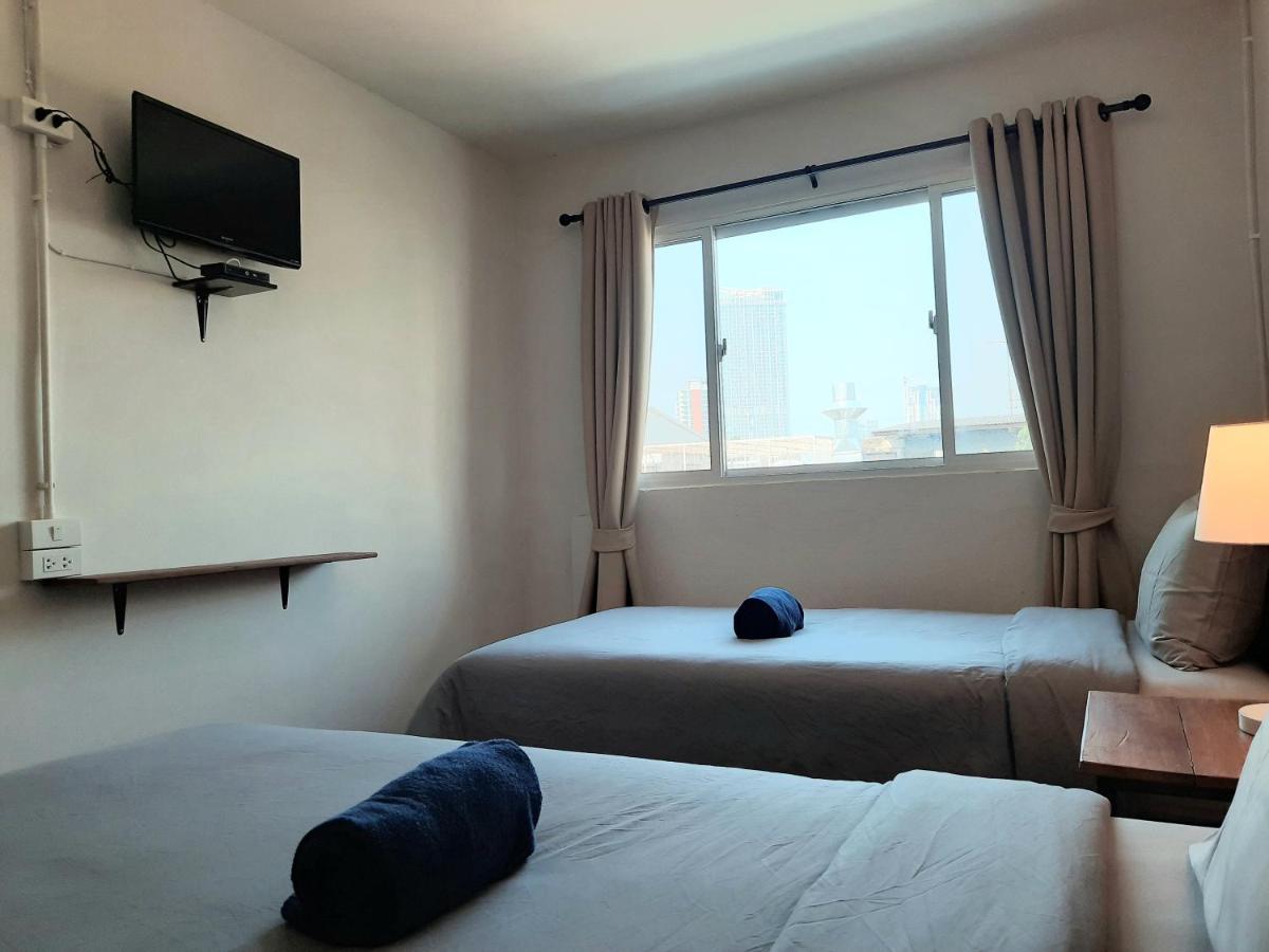 Pingplalee Female House Bed & Breakfast Bangkok Dış mekan fotoğraf