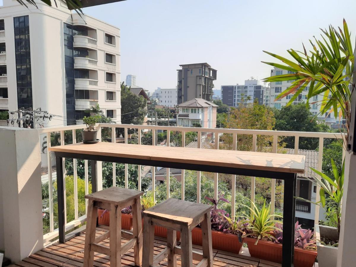Pingplalee Female House Bed & Breakfast Bangkok Dış mekan fotoğraf